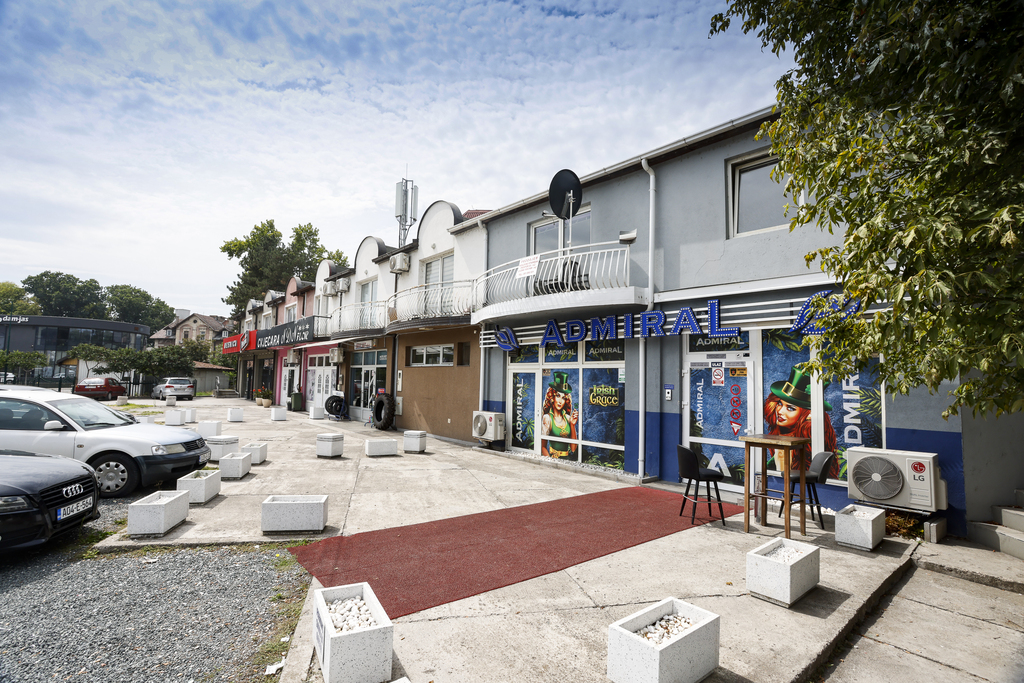 Admiral klub Lukavac